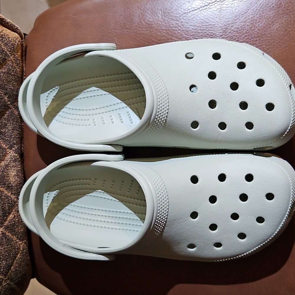 Crocs Classic Slip On Clogs Shoes Light Green - Picture 2 of 5